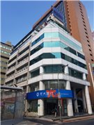 鄰近京華麗多大廈社區推薦-第一金融大樓，位於台北市中正區